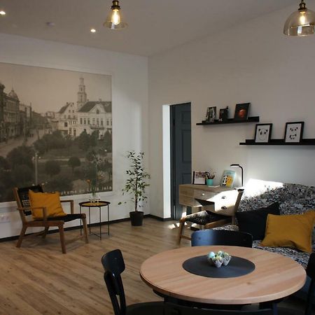 Simple & Elegant Apartment Liepāja Esterno foto