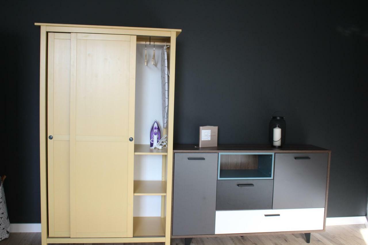 Simple & Elegant Apartment Liepāja Esterno foto