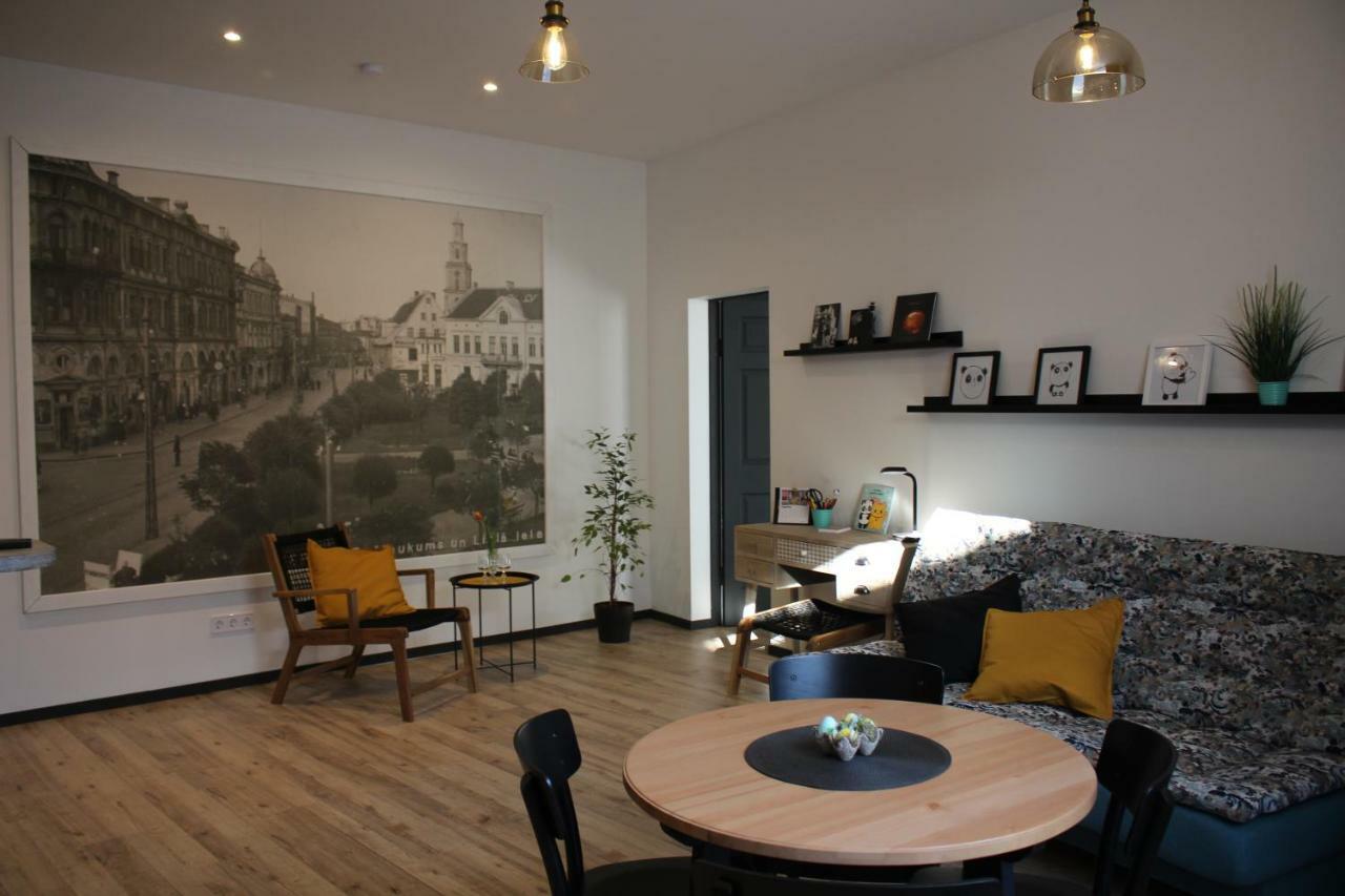 Simple & Elegant Apartment Liepāja Esterno foto
