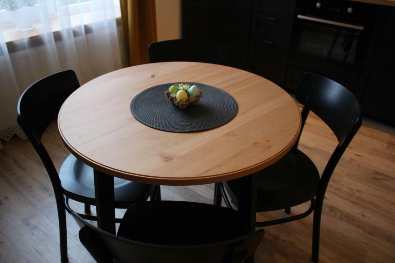 Simple & Elegant Apartment Liepāja Esterno foto
